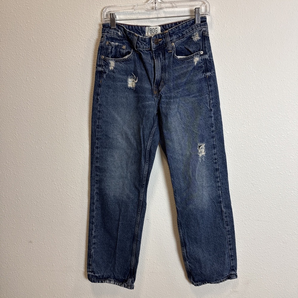 BDG Urban Outfitters Straight Leg Denim Distressed‎ Size  26w 32l